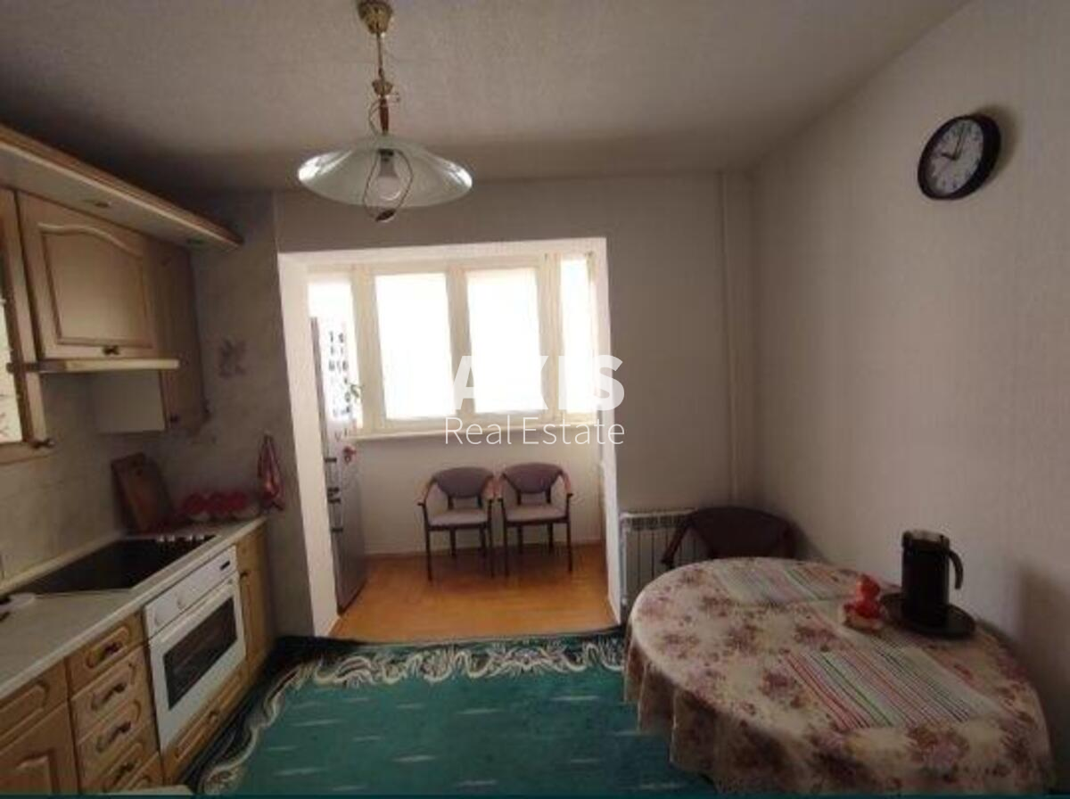 4к квартира ул. Причальная 33