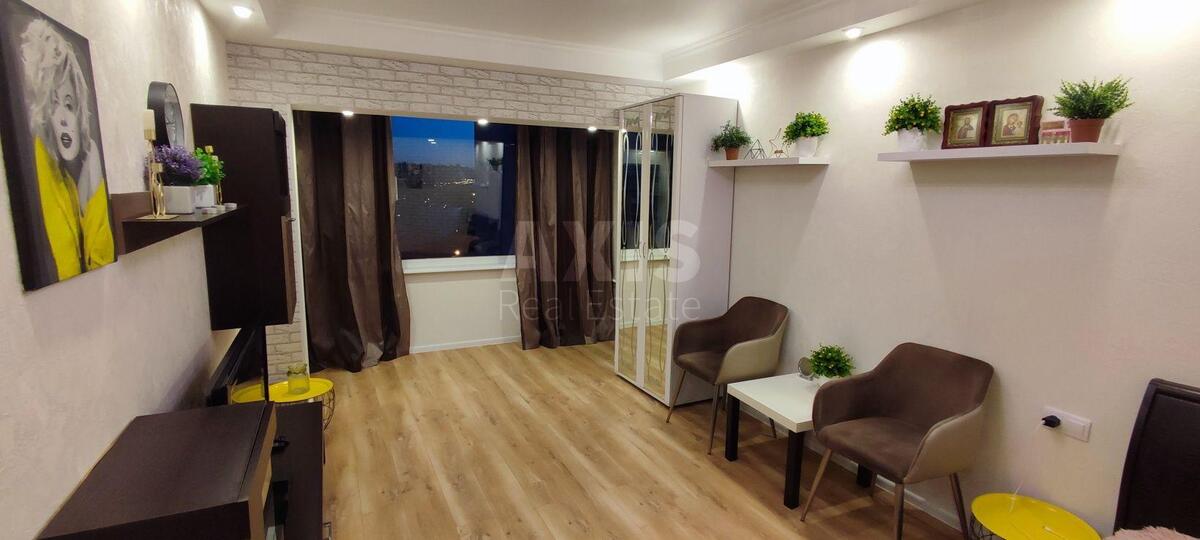 1k apartment vul. Serafymovycha 5/11