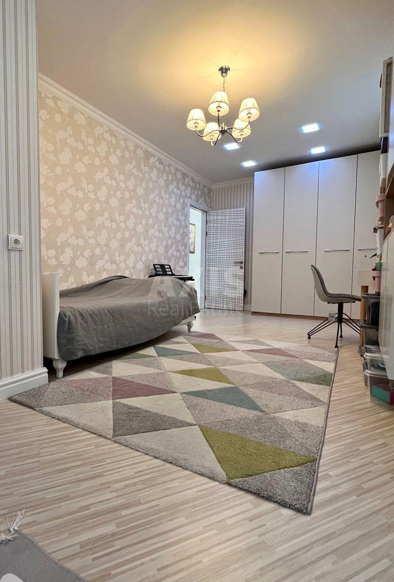 2k apartment vul. Naumova Generala 664
