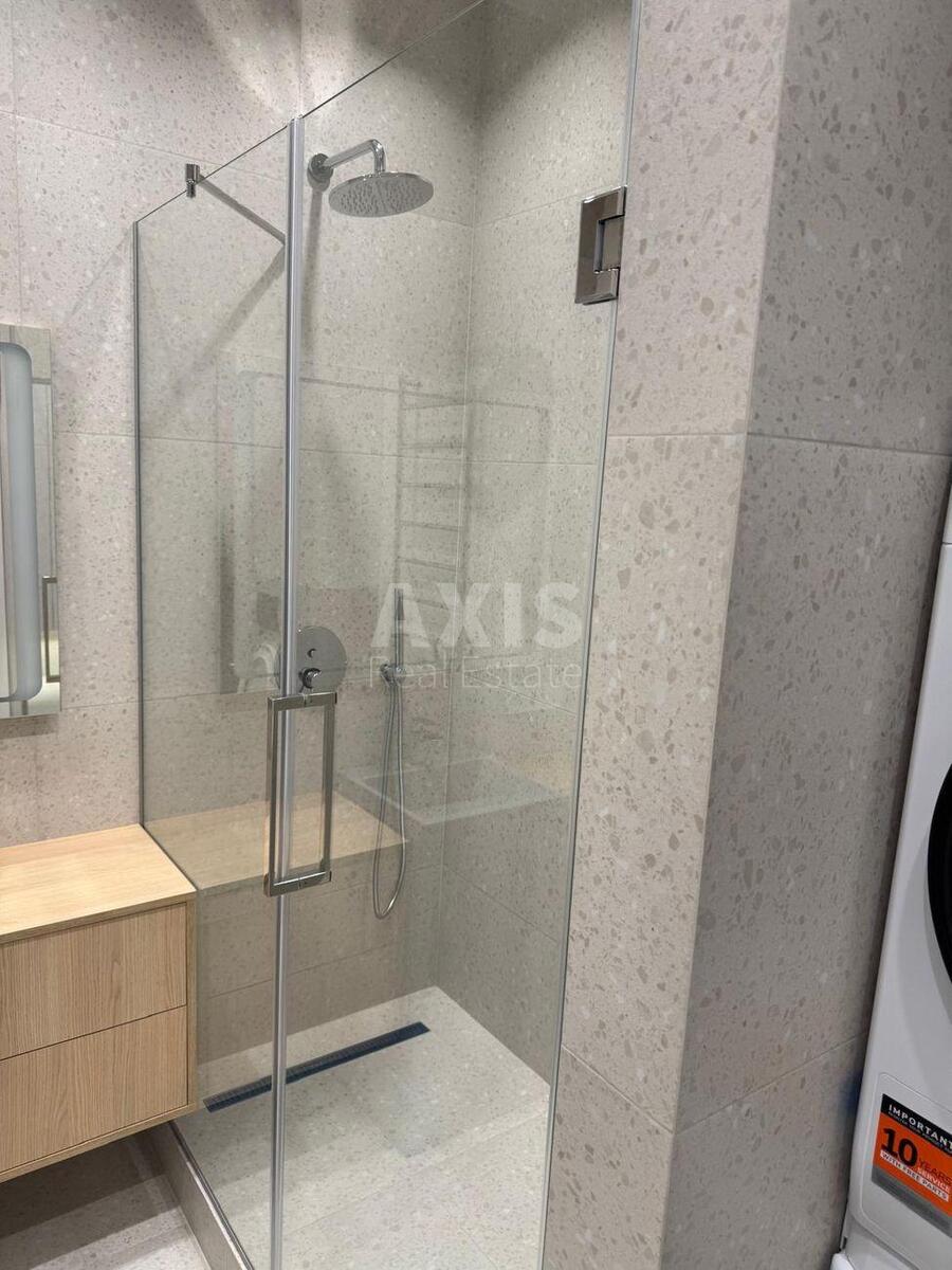 1k apartment vul. Degtjarivs'ka 175