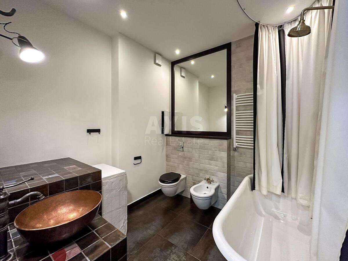 3k apartment vul. Turgenjevs'ka 46/1110
