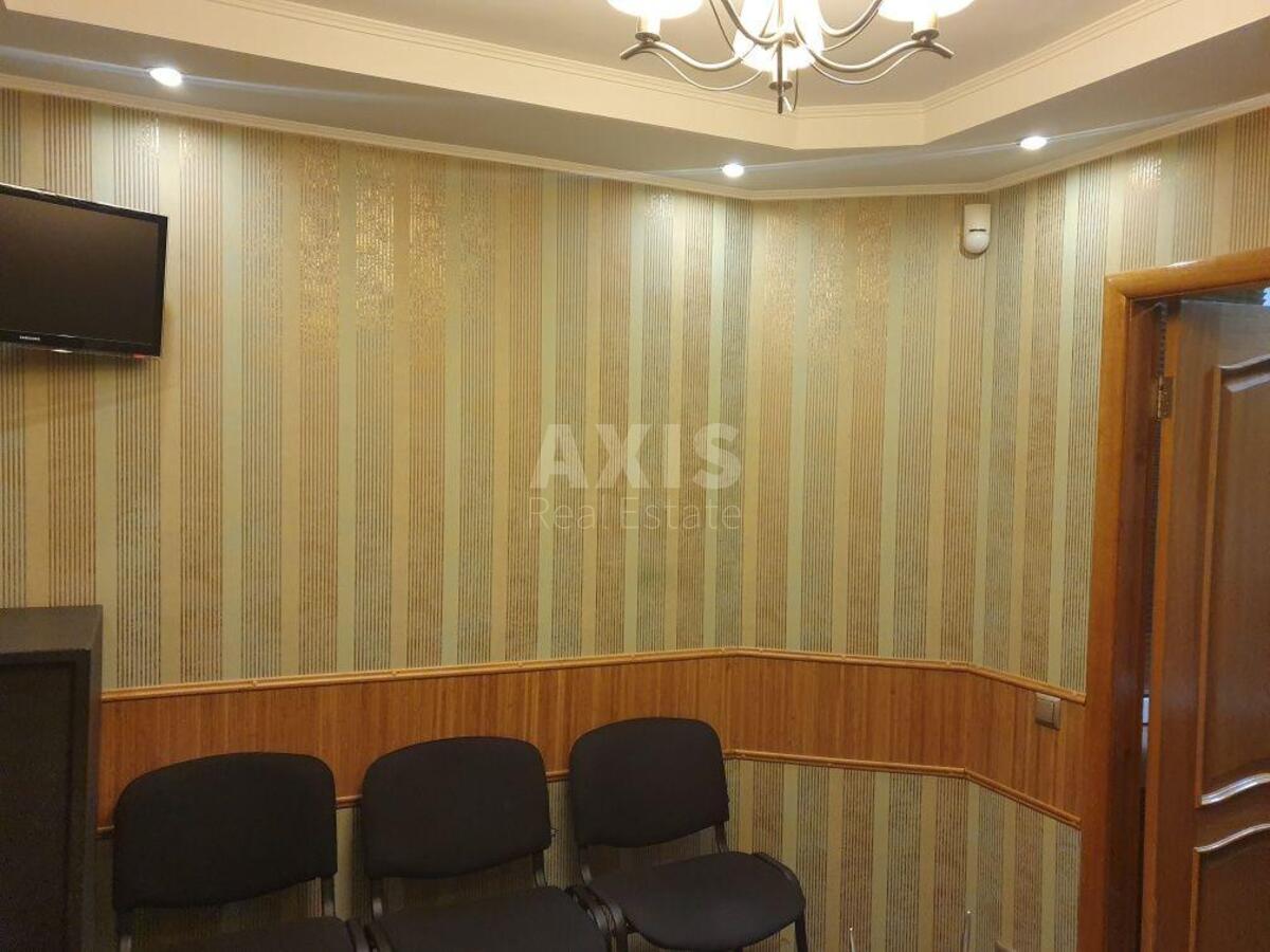 Office vul. Mezhygirs'ka 2А, 90m28