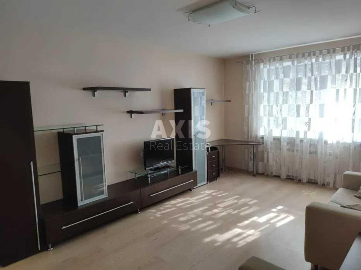 2к квартира ул. Ревуцкого 52
