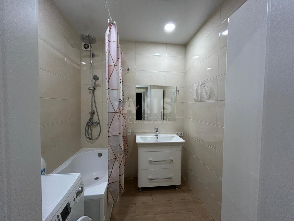 2k apartment vul. Lebedjeva Akademika 112