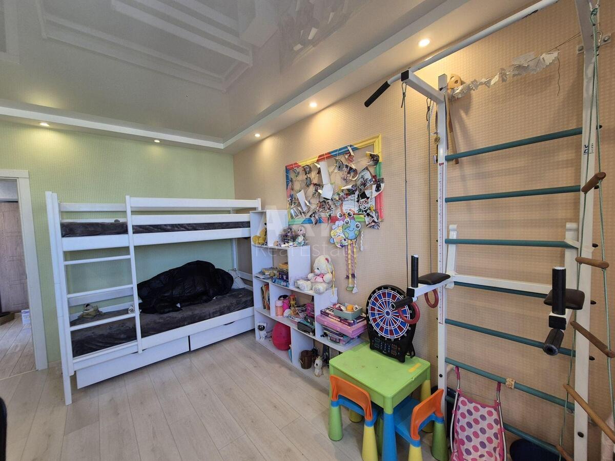 2k apartment vul. Klavdii'vs'ka 405