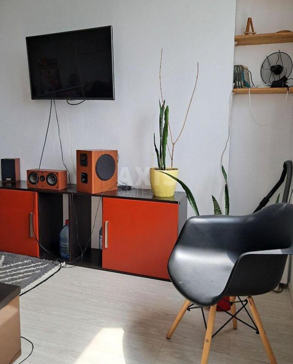 1k apartment prov. Lobachevs'kogo 74