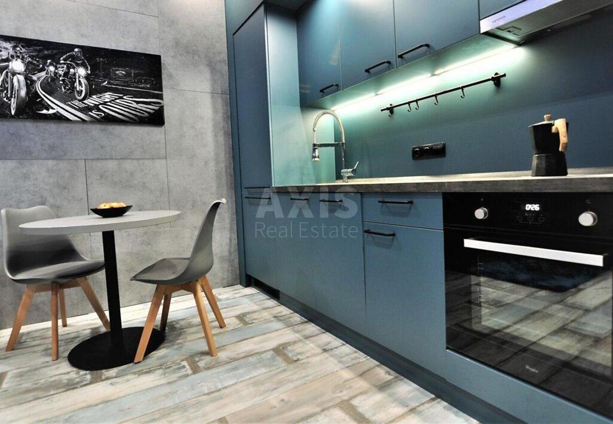 2k apartment vul. Barbjusa Anri 52/1