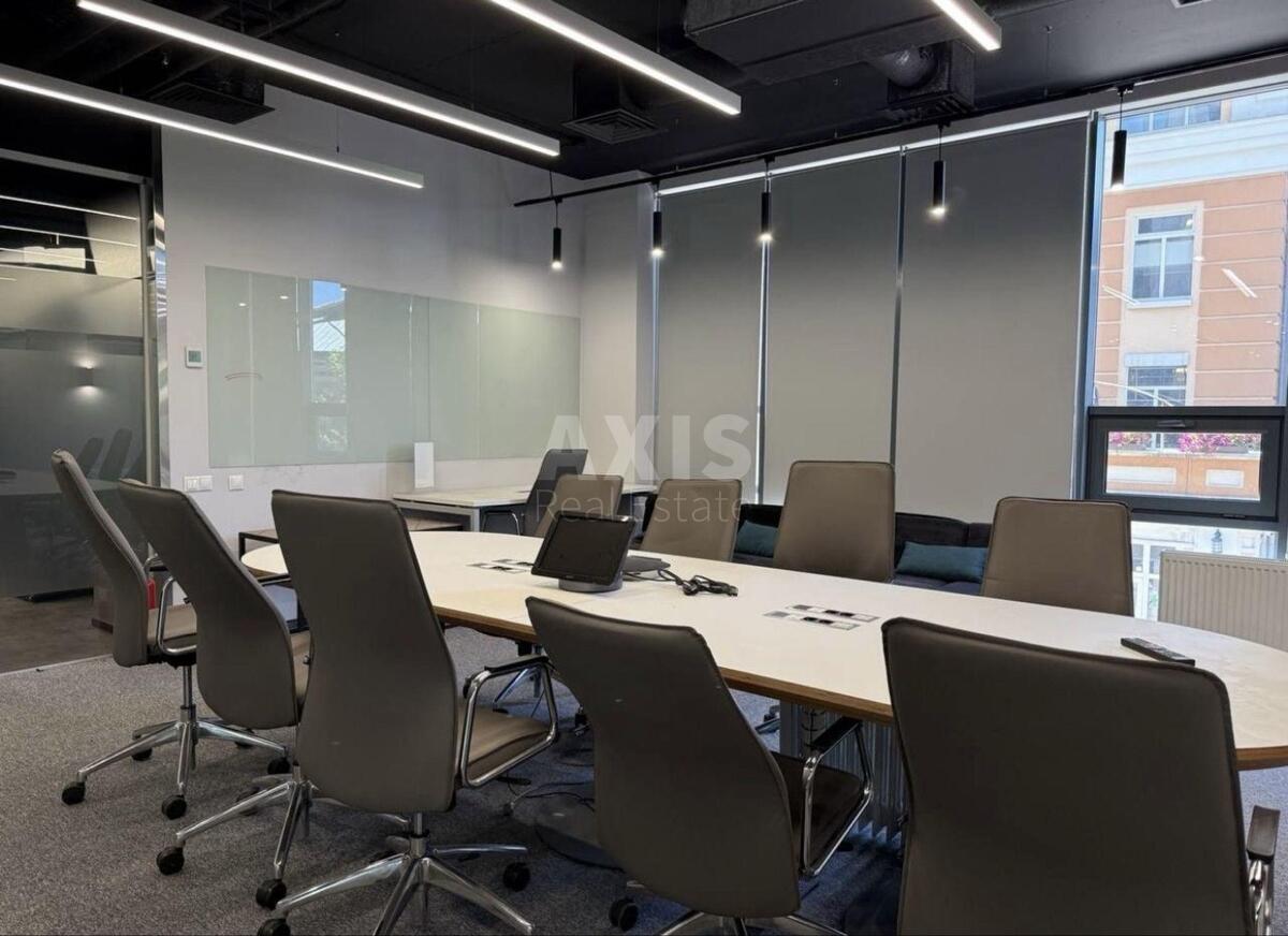 Office vul. Gajdara 58/10, 728m2613623