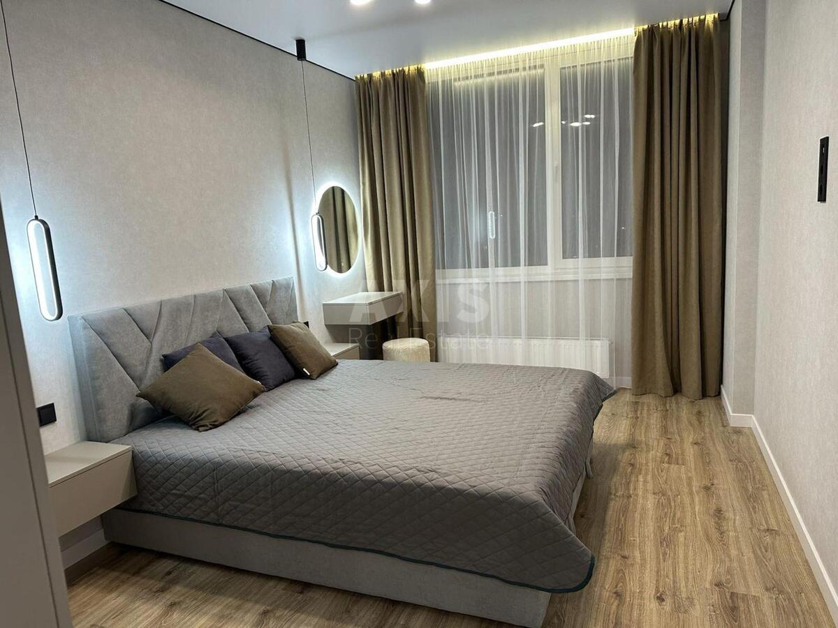 1k apartment vul. Rodyny Kristeriv 16564823