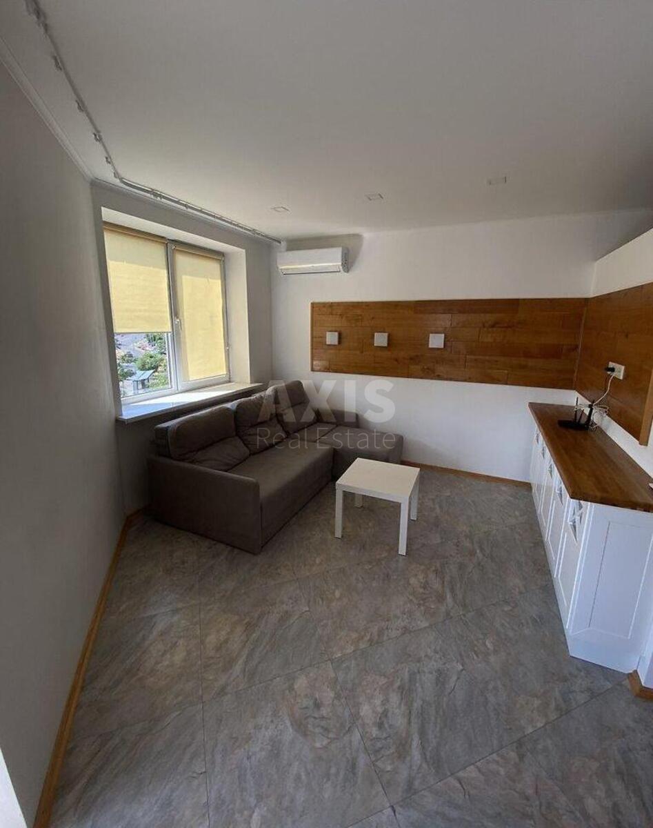 1k apartment vul. Revuc'kogo 9564910