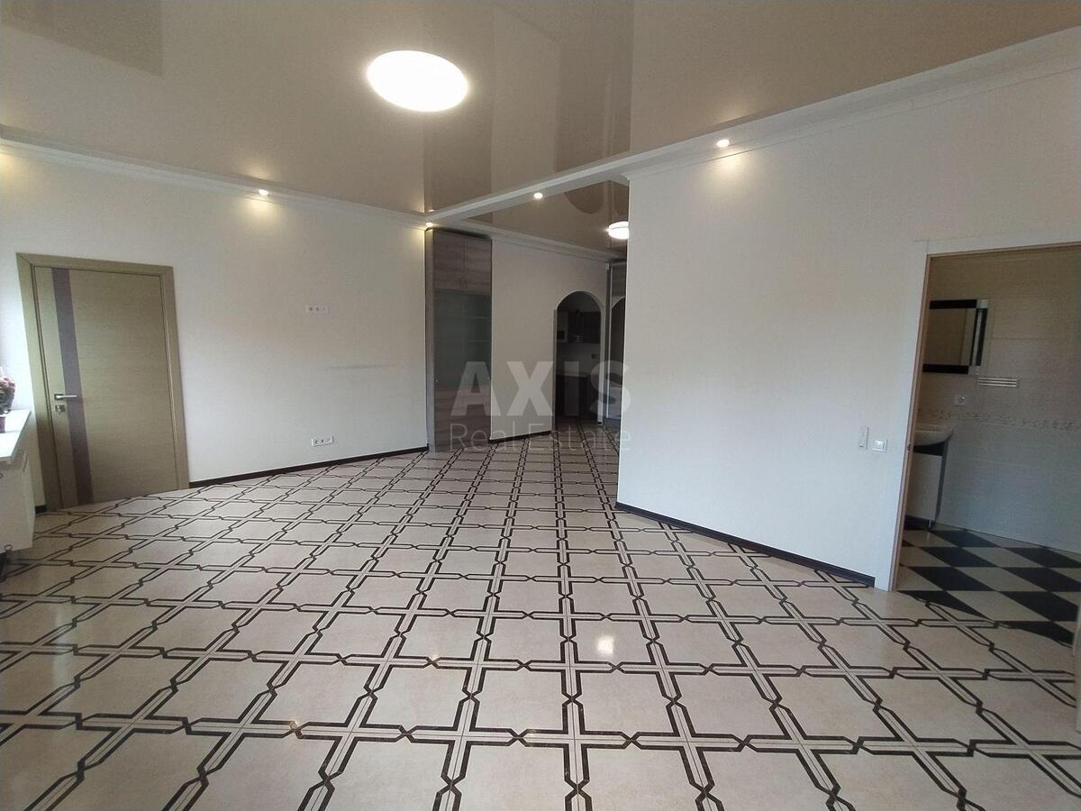 Trade object vul. Hmel'nyc'kogo Bogdana 9, 40m2