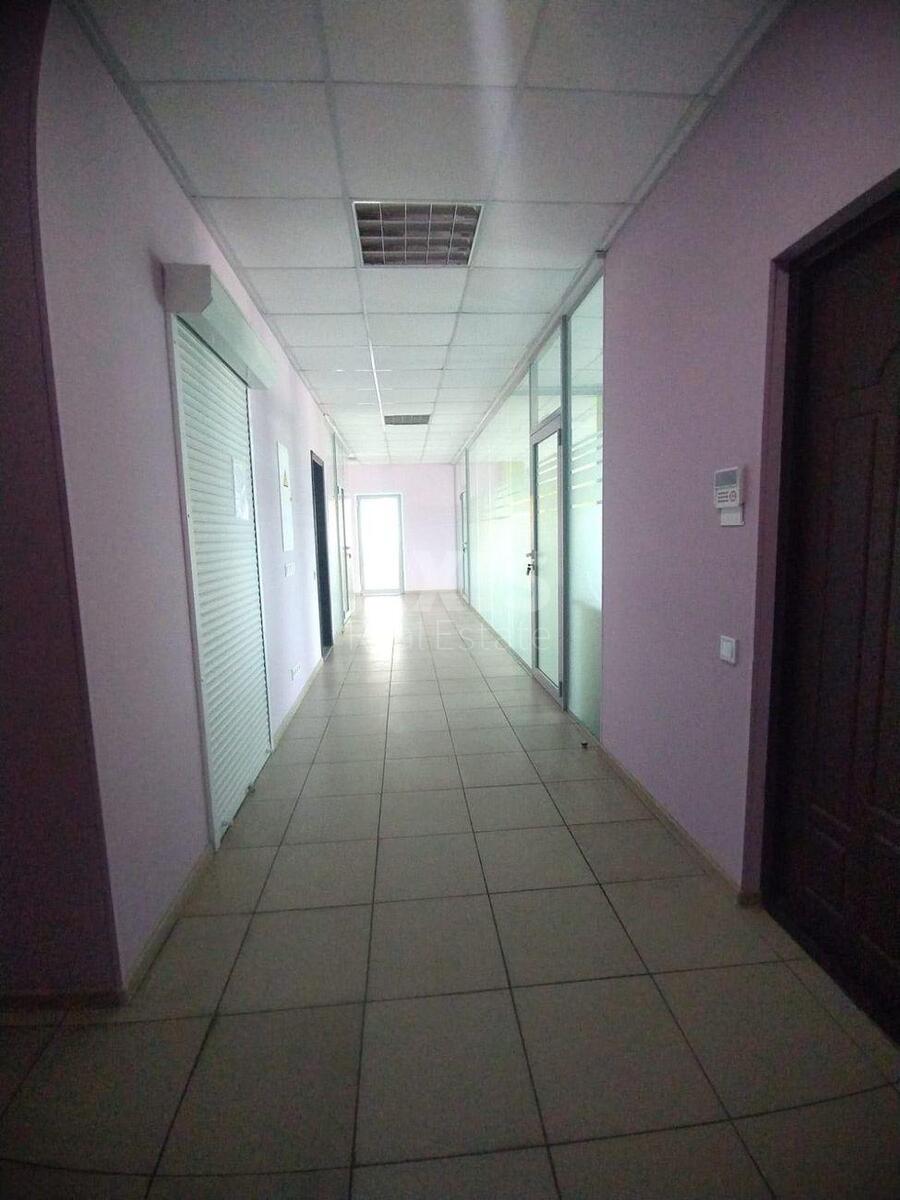 Office pr-t Vidradnyj 95/2А, 295m2567394