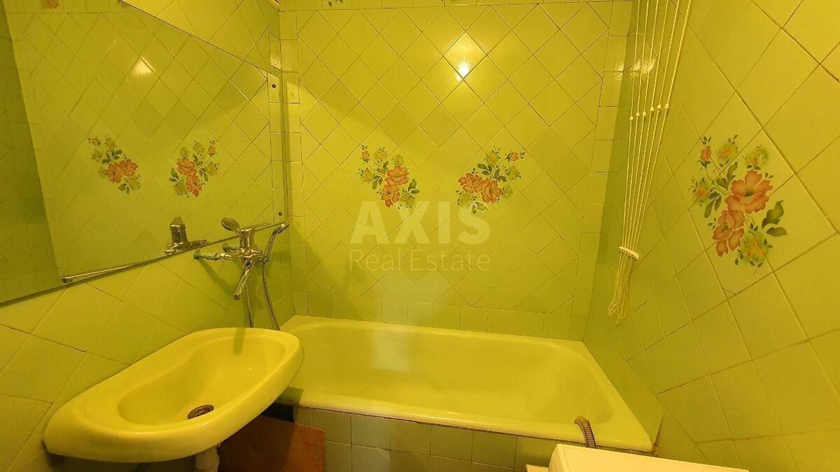 2к квартира ул. Ревуцкого 7612438