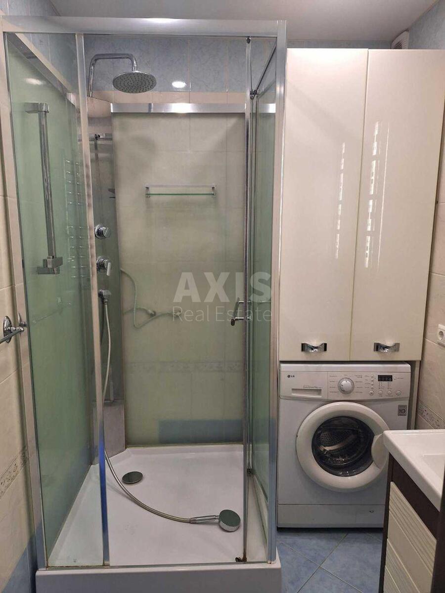 3к квартира ул. Пулюя Ивана 16255912