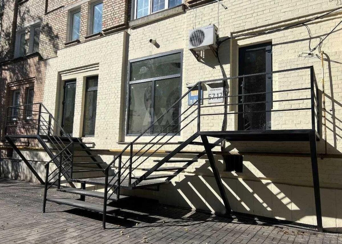 Trade object vul. Tyraspol's'ka 58, 84m2