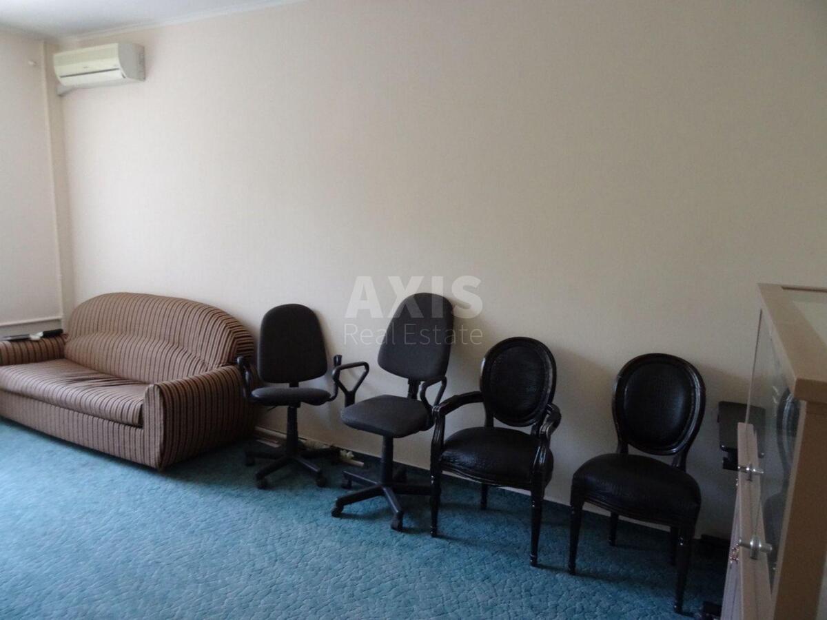 Office bul. Mykoly Mikhnovskoho 21, 93m2624581