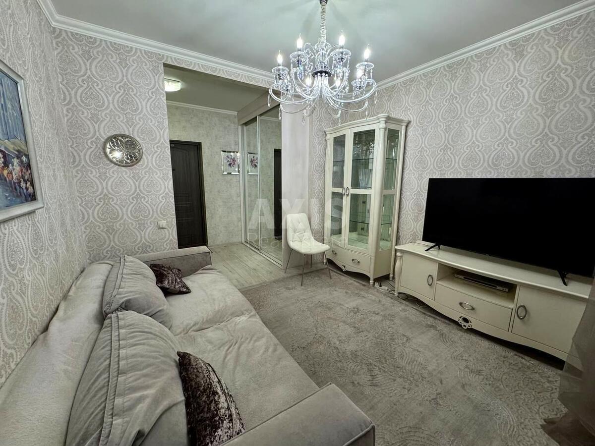 1к квартира ул. Вышгородская 45616313