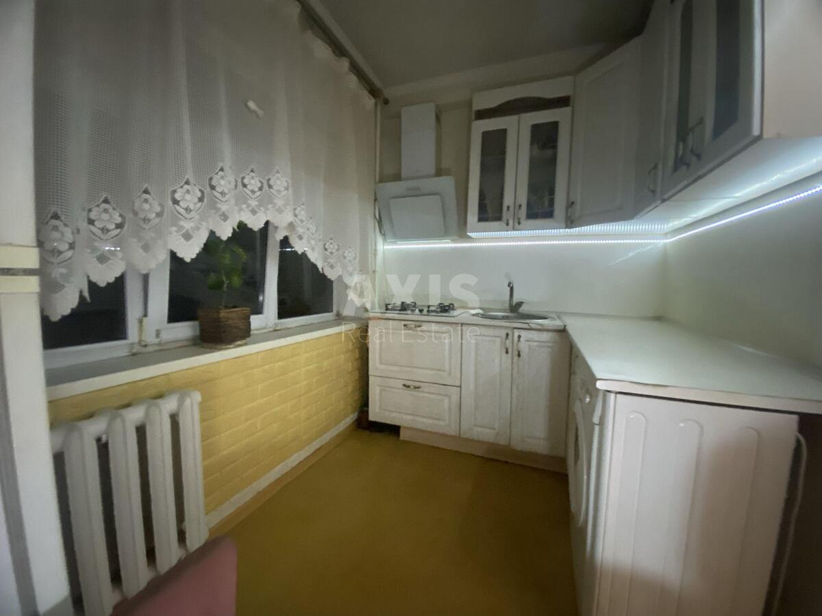 1k apartment vul. Grechka Marshala 8А4