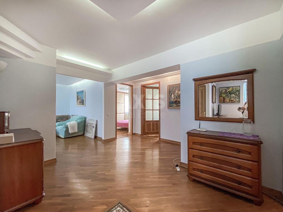 3k apartment vul. Bul'varno-Kudrjavs'ka 7Б577081