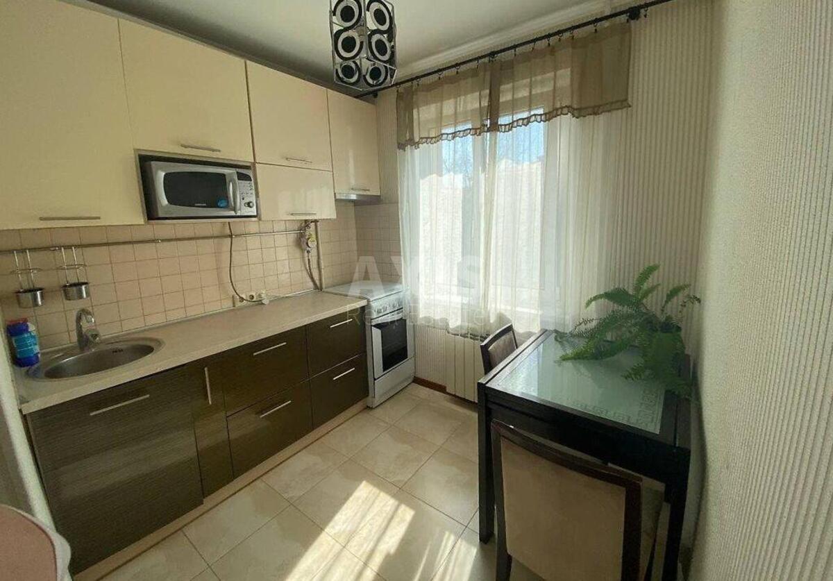 2k apartment pr-t Obolons'kyj 16Е