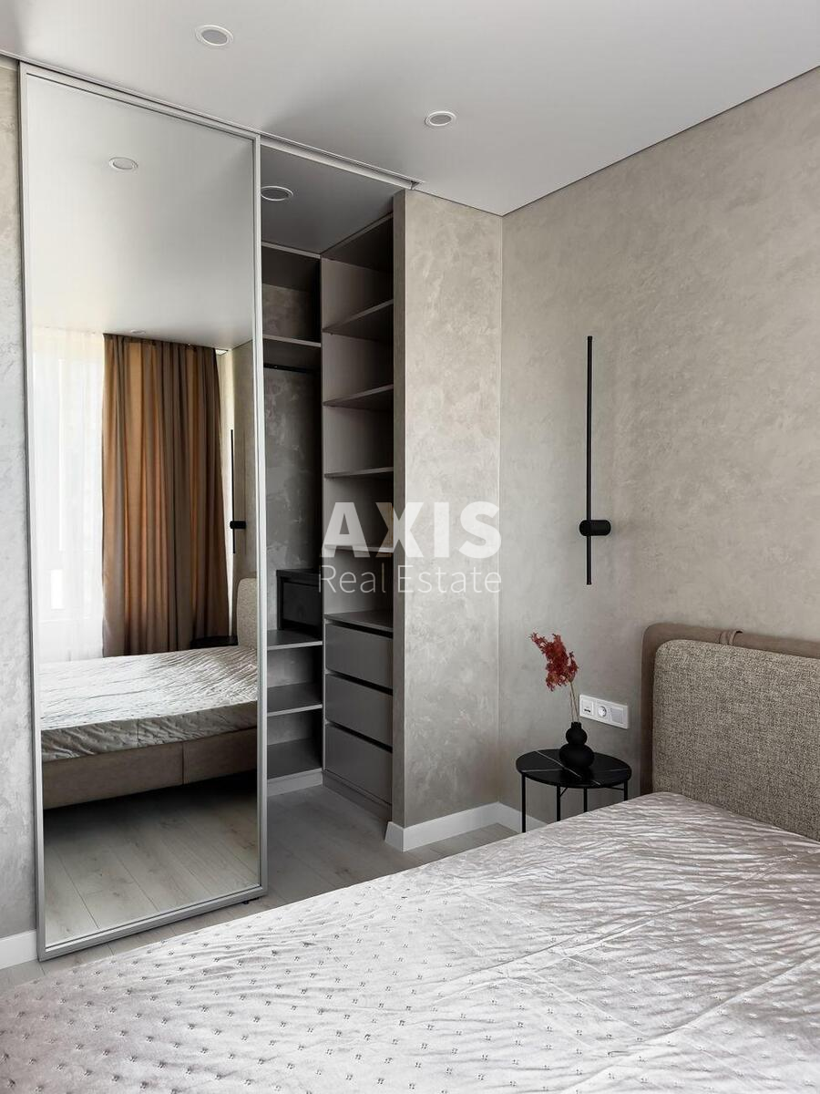 1k apartment nab. Dniprovs'ka 15481633
