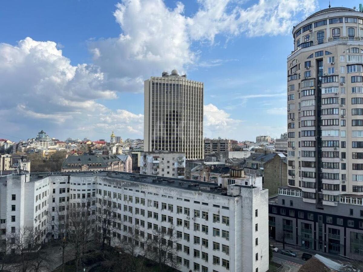 3k apartment vul. Kudrjavs'ka 24А7