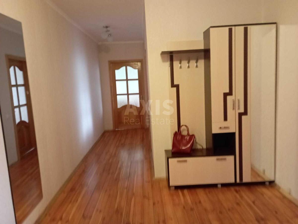3k apartment vul. Geroi'v Oborony 10А6