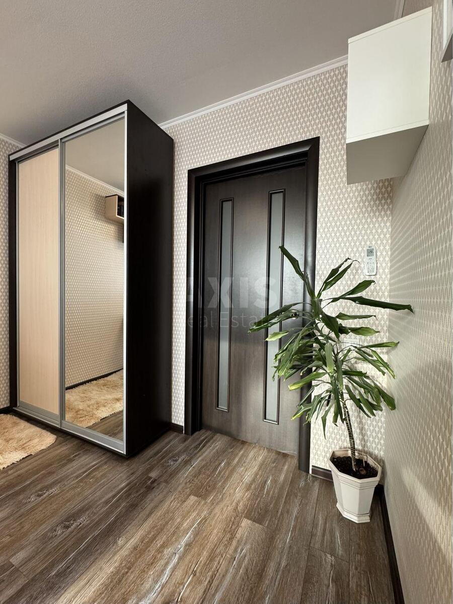 1k apartment vul. Krushel'nyc'koi' Solomii' 115