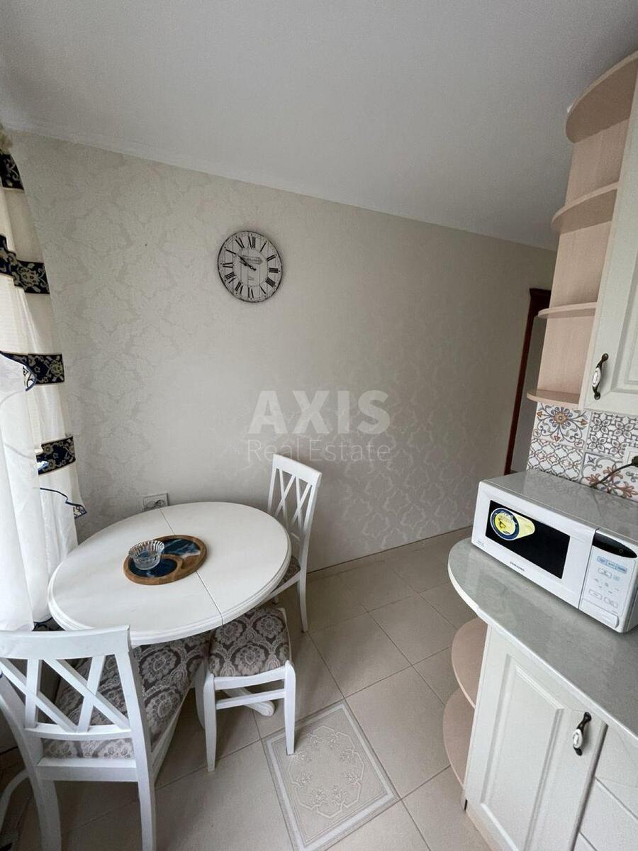 2k apartment prov. Zhukovs'kogo Vasylja 40