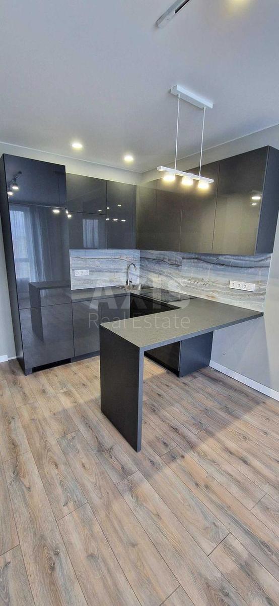 1k apartment vul. Myhajla Maksymovycha 32А