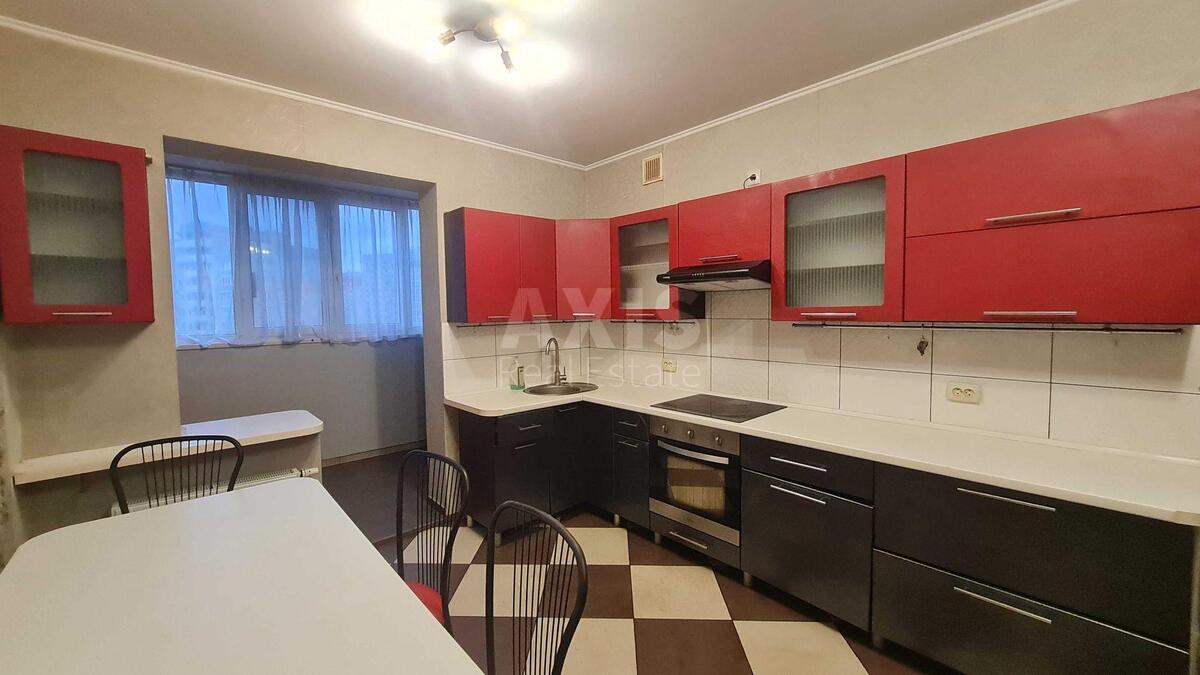 3k apartment vul. Vashhenka Grygorija 72