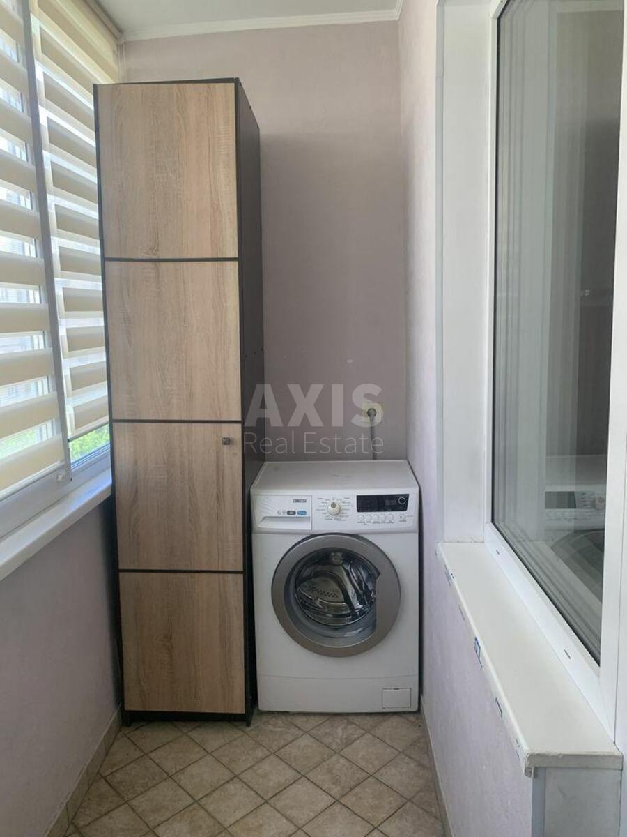 1k apartment vul. Geroi'v Dnipra 754