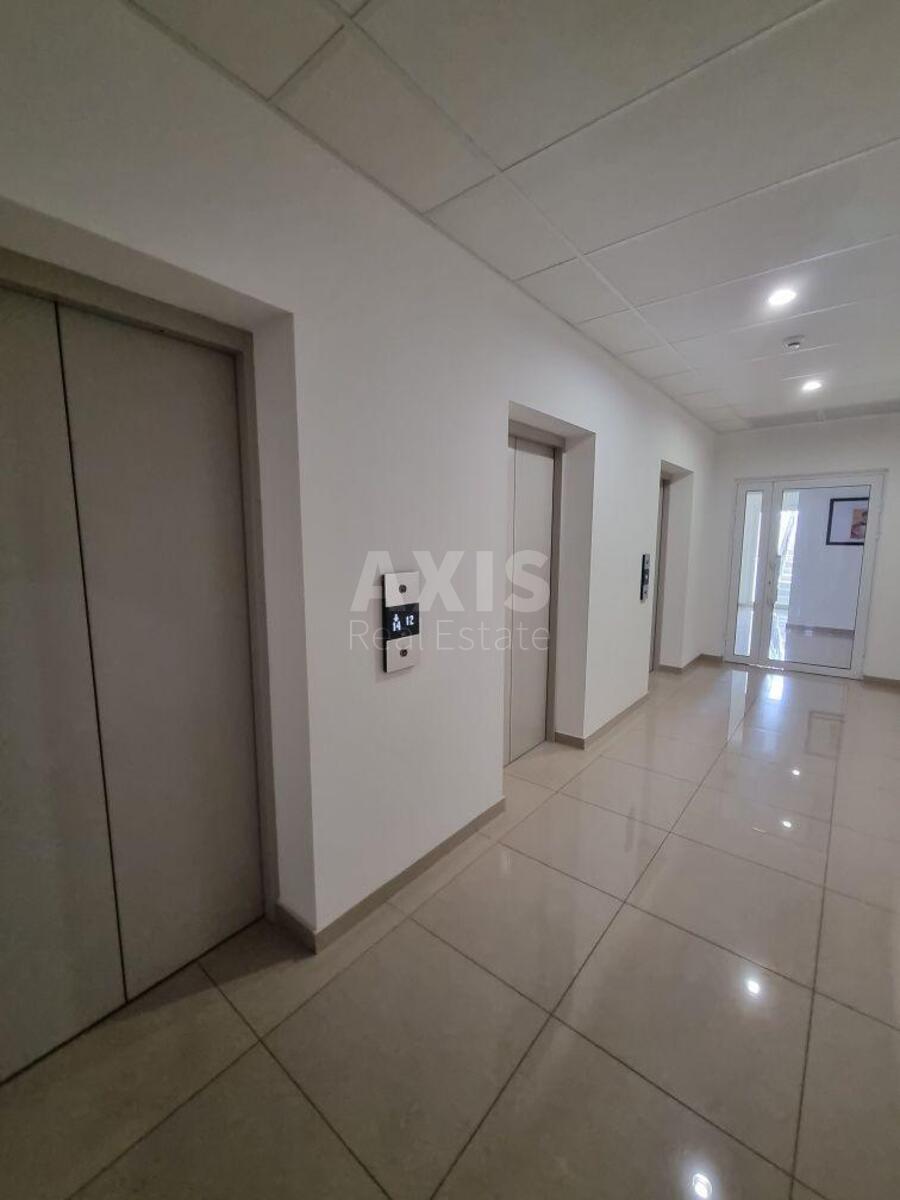 Office vul. Zhyljans'ka 68, 47m2589202