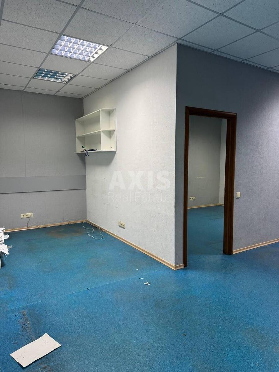 Office pr-t Vidradnyj 95Г, 545m26