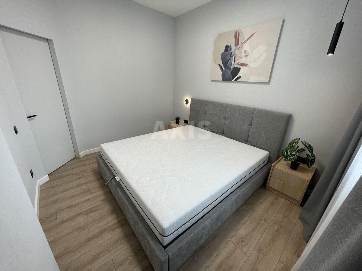 1k apartment pr-t Peremogy 11590797