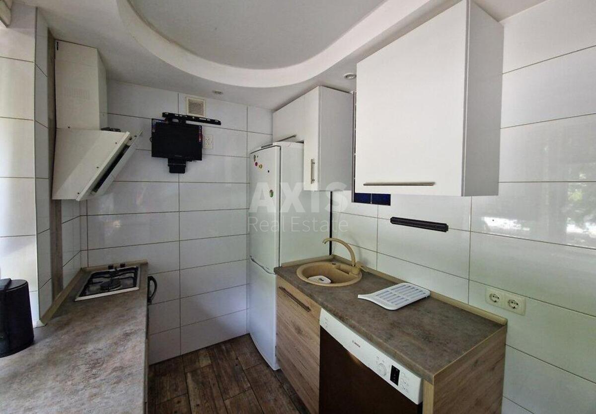 2к квартира ул. Берлинского Максима 4633590