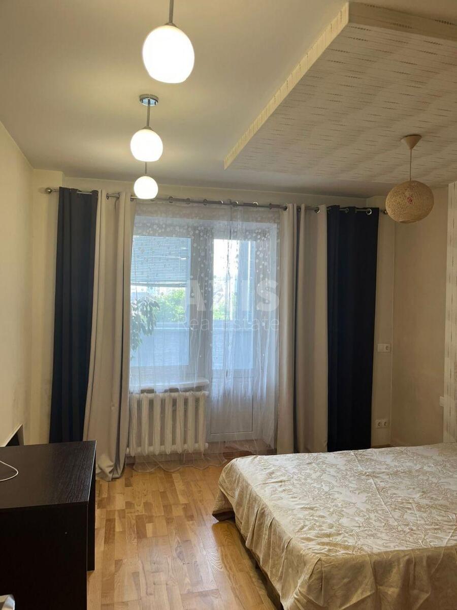 3k apartment vul. Bulahovs'kogo Akademika 5Б9