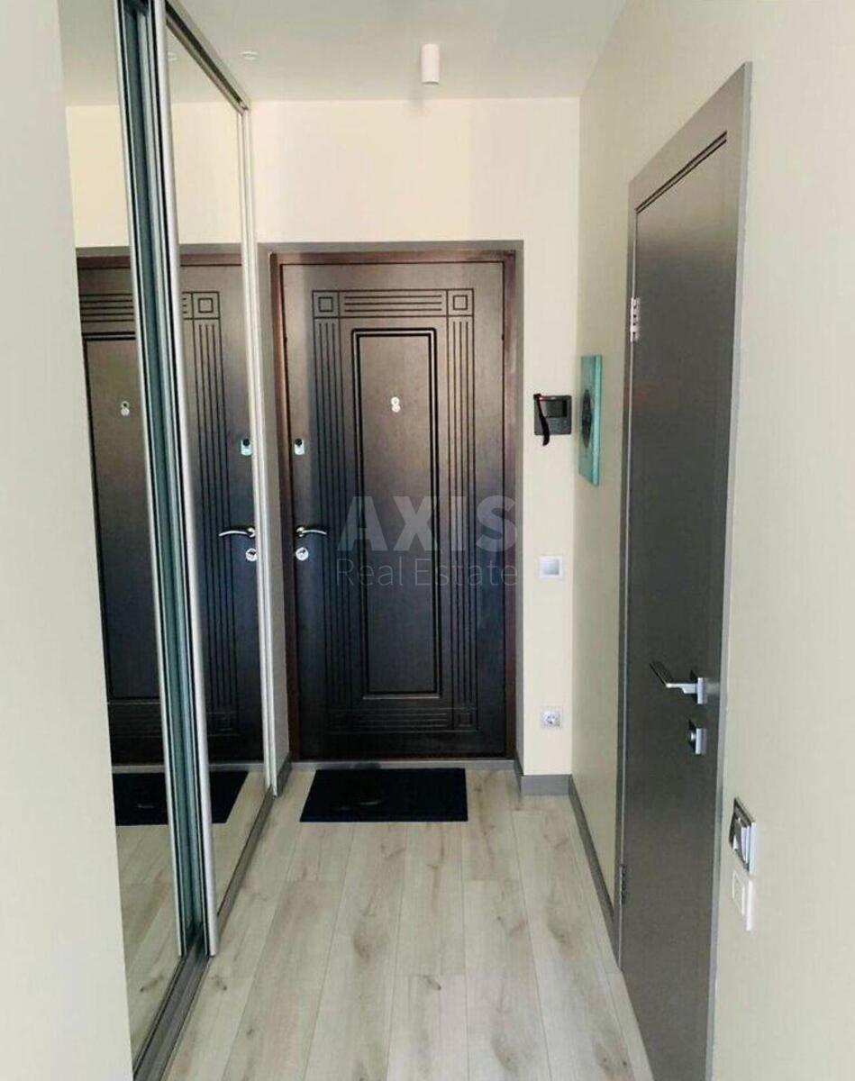 1k apartment vul. Rodyny Kristeriv 202