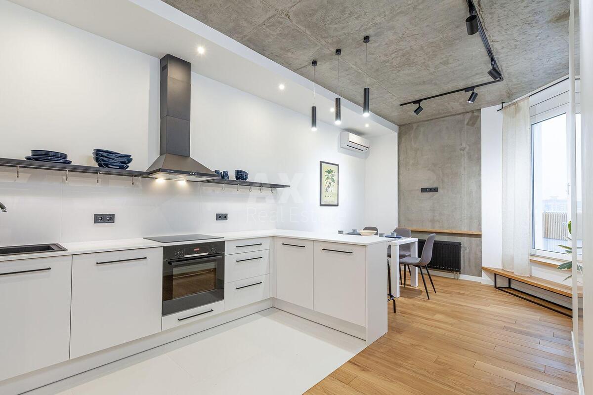 4k apartment vul. Saperne Pole 14/55