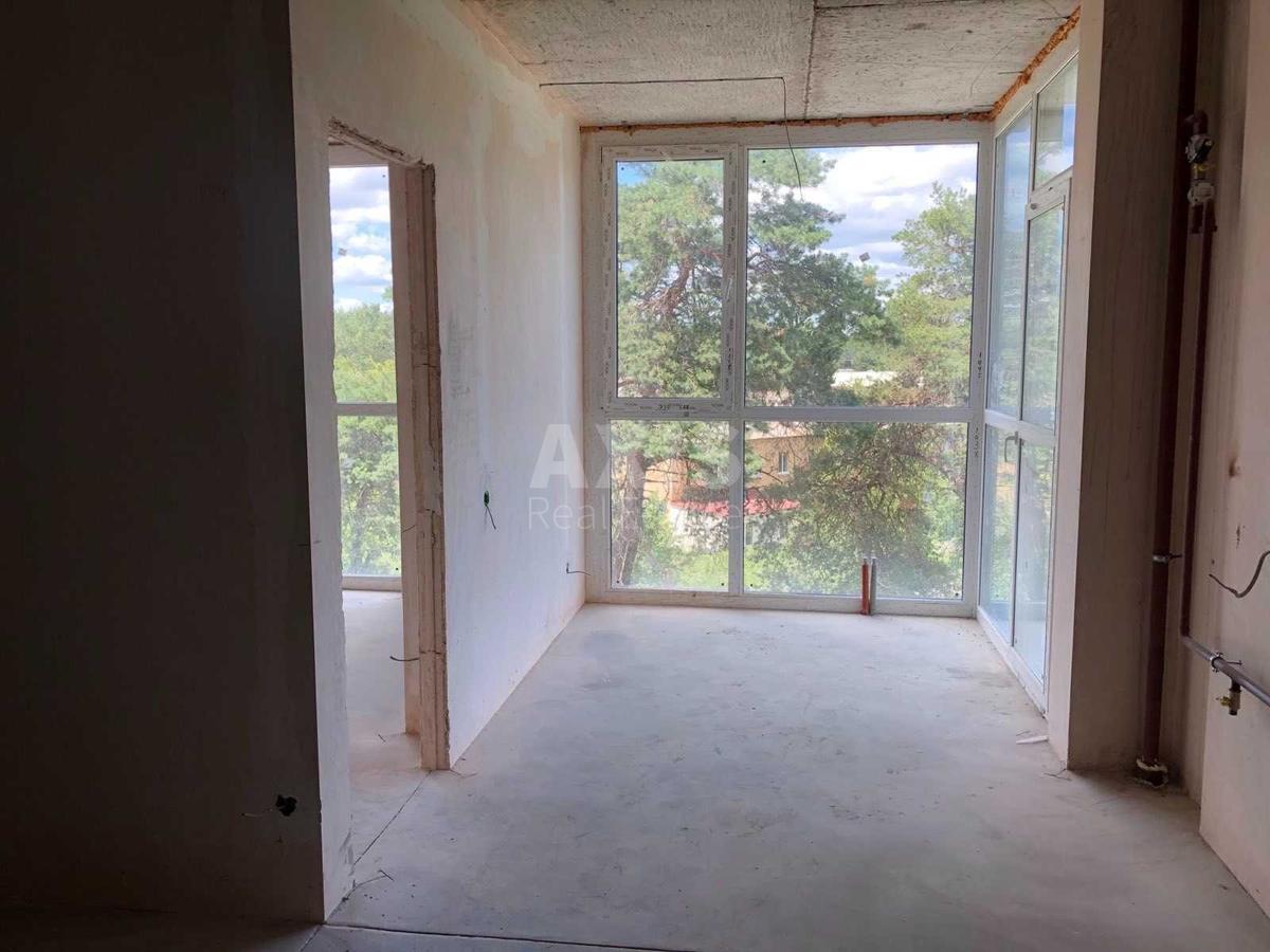 1k apartment vul. Radystiv 400