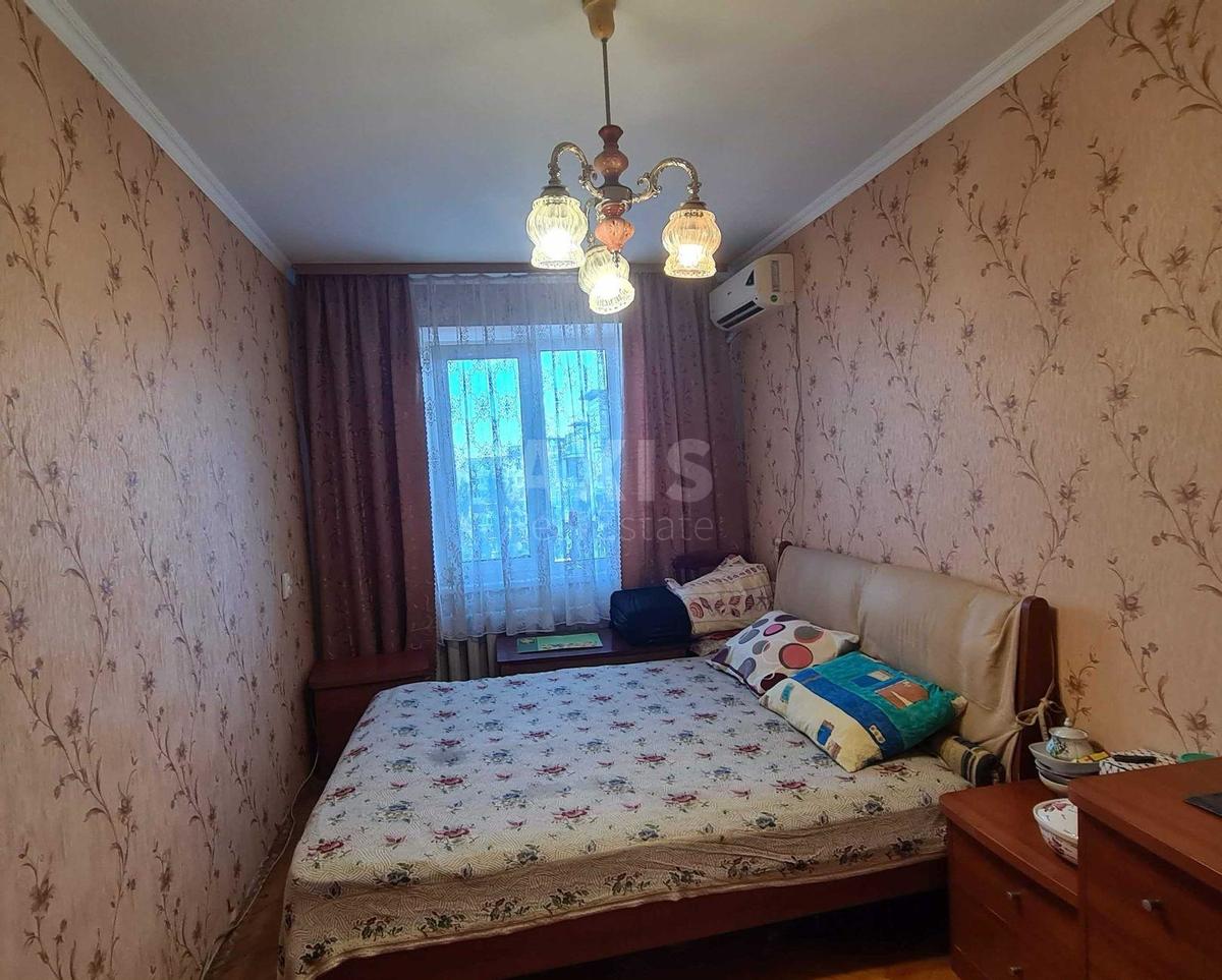2k apartment vul. Naumova Generala 23В1
