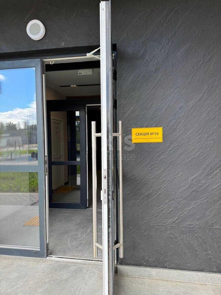 2k apartment vul. Kanal'na 8Г6030912