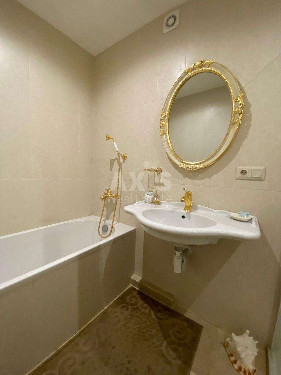 2k apartment vul. Glybochyc'ka 133