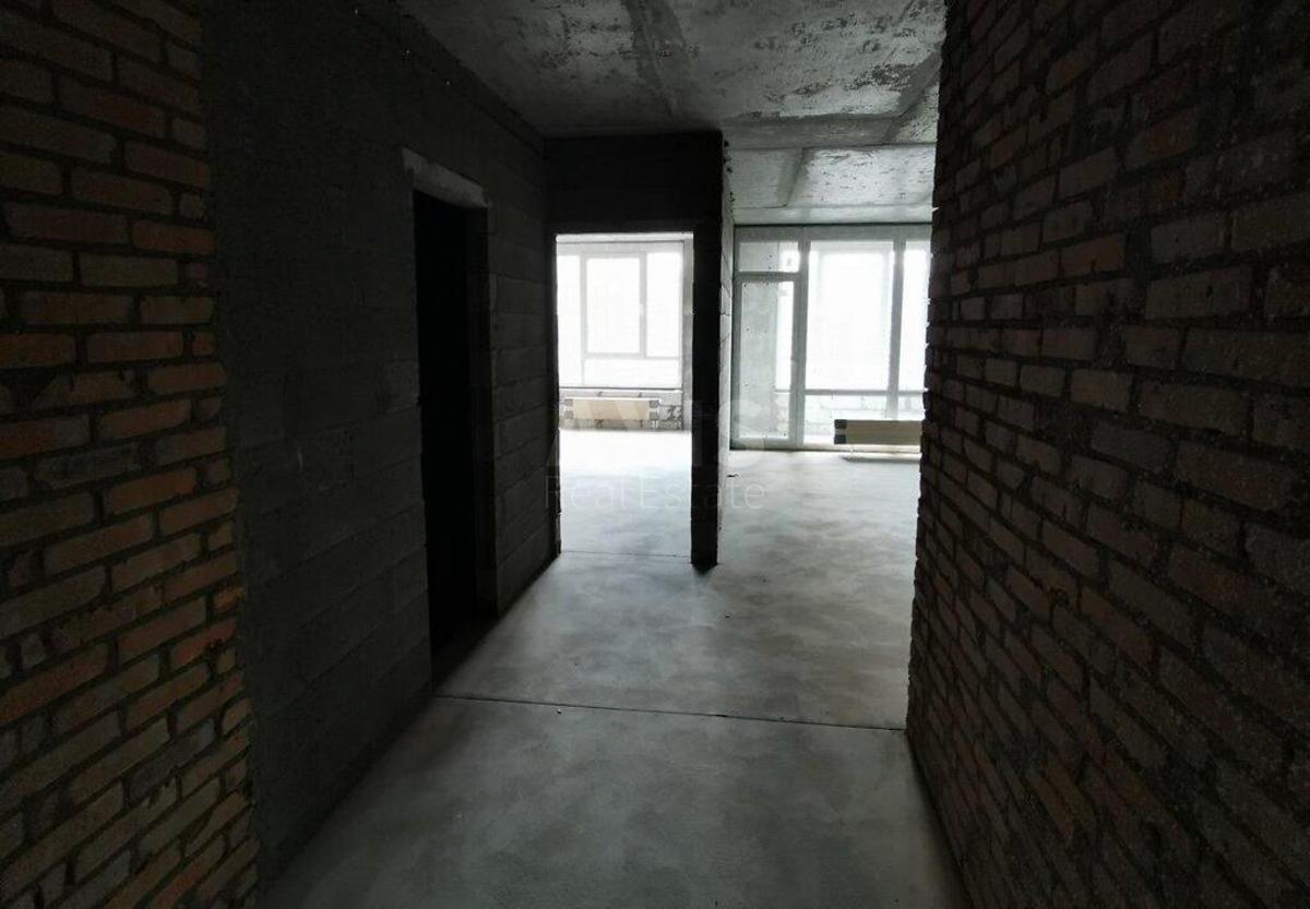 1k apartment pr-t Pravdy 833