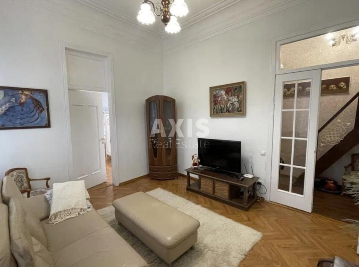 2k apartment vul. Ljuterans'ka 7/10