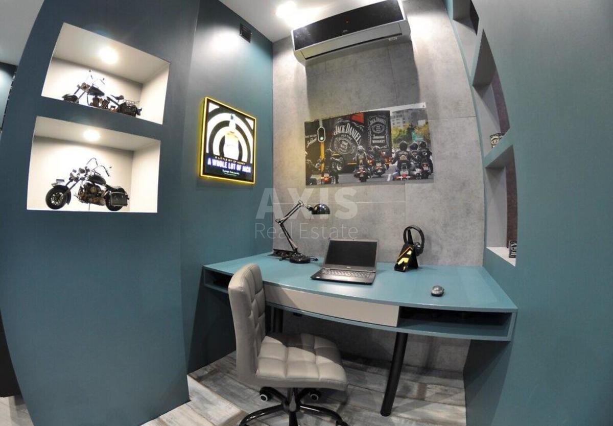 2k apartment vul. Barbjusa Anri 52/13