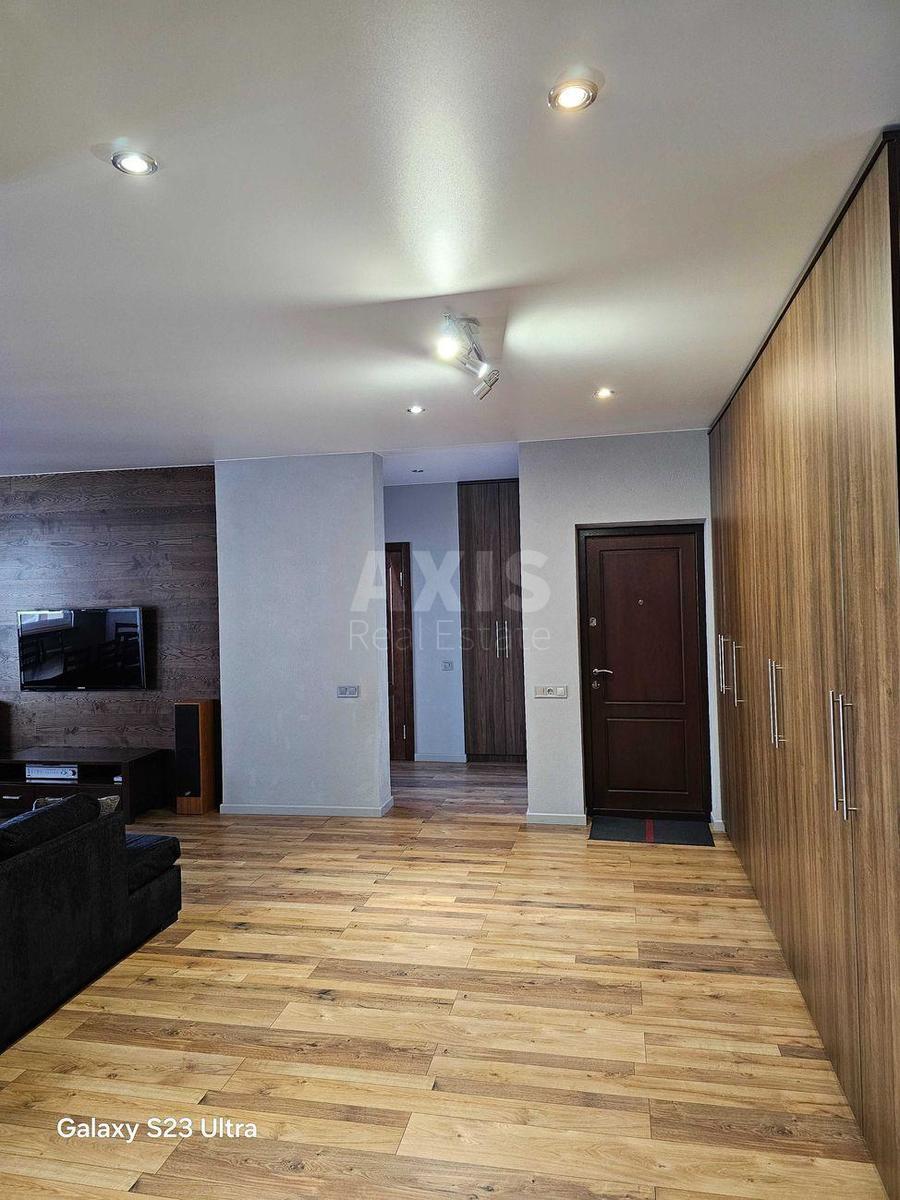 3k apartment vul. Yulia Zdanovska 50/210