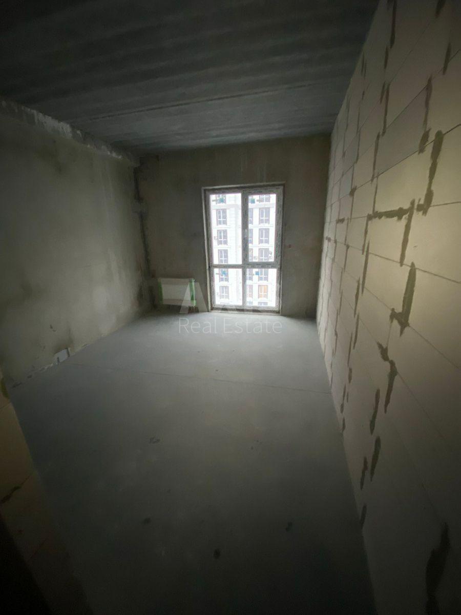 2k apartment vul. Myhajla Maksymovycha 242