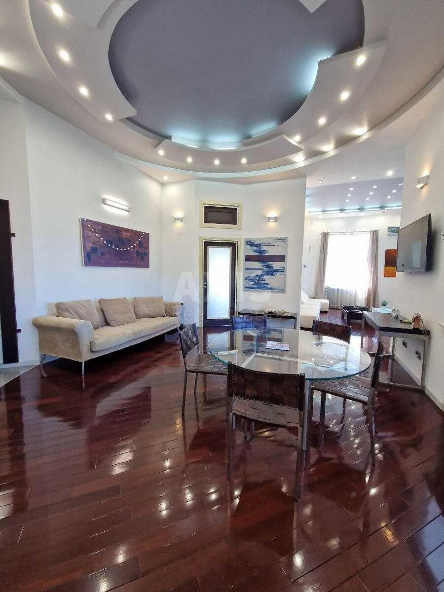 2к квартира ул. Крещатик 13571332