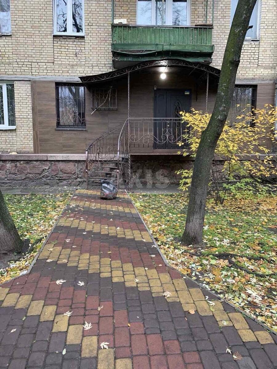 Trade object vul. Chudnovs'kogo 8, 45m261384